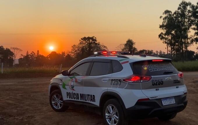 Dois jovens são presos por extorsão em Tunápolis
