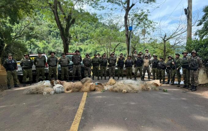 Polícia Ambiental apreende mais de 2.000 metros quadrados de redes no Rio Uruguai