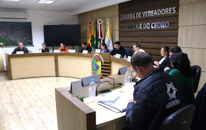 Câmara de São José do Cedro aprova recursos para cultura e debate segurança no trânsito