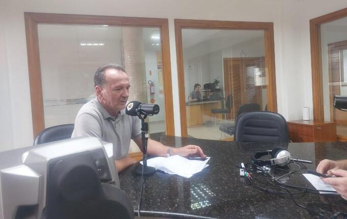 Vereador defende a necessidade de medidas preventivas e campanhas educativas para o uso de ciclomotores