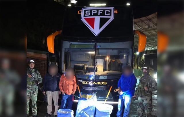 Ônibus contratado pelo São Paulo F.C. é apreendido com maconha na Bolívia