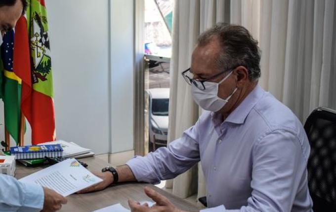 VÍDEO: ACISMO repassa 500 testes de COVID-19 para São Miguel do Oeste