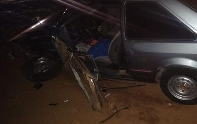 Colisão lateral entre carro e caminhão é registrada em Iporã do Oeste
