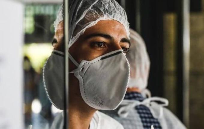 Mais de 100 pessoas morreram de Covid-19 em SC em 2024