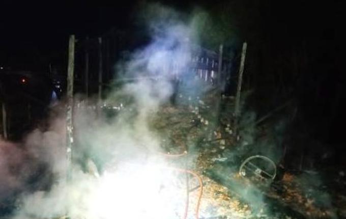 Aviário é parcialmente destruído por incêndio no interior de Palmitos