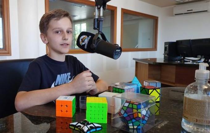 Cubista de São Miguel participa de competições e sonha com novos desafios