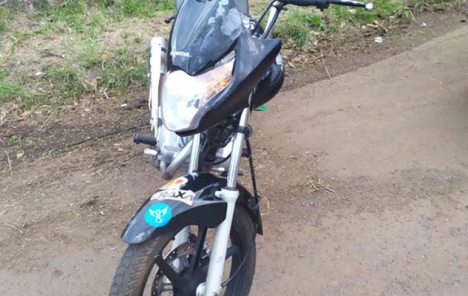 Condutor e passageira ficam feridos em acidente envolvendo duas motos na SC 163