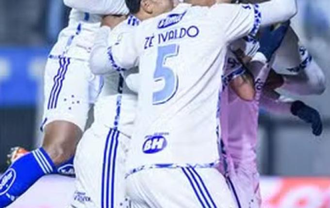 Grêmio perde para o Cruzeiro e se complica na zona de rebaixamento