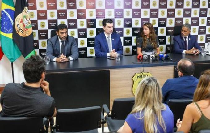 Polícia Civil indicia familiares de adolescentes por coação no caso do cão Orelha