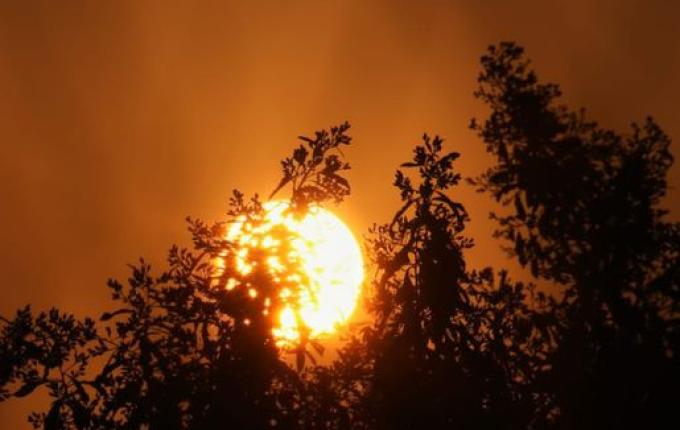Forte onda de calor e de baixa umidade avança em SC no início da semana