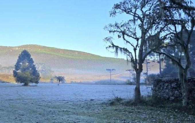 Massa de origem polar vai “congelar” SC e temperaturas devem ficar abaixo de 0ºC