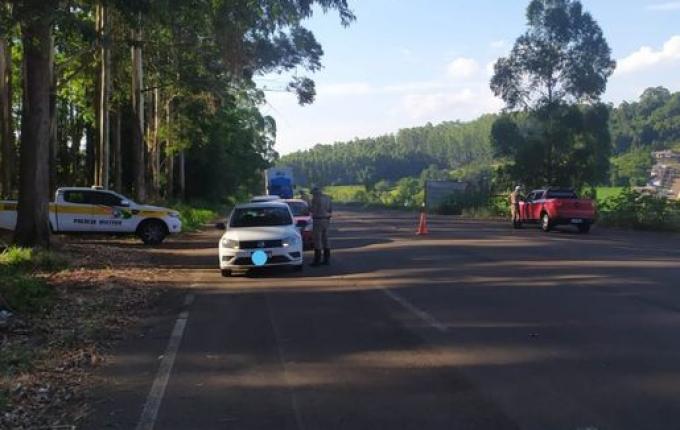 PMRv emite 44 autos de infração de trânsito em operação