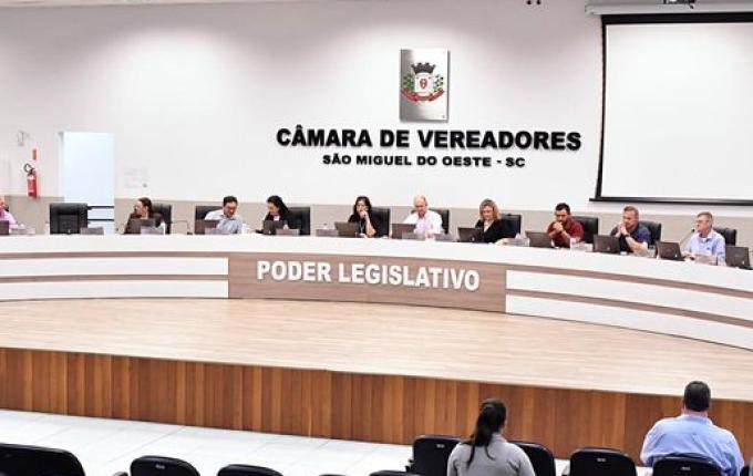 Câmara de SMO aprova moção em apoio a PEC que amplia autonomia sobre suplentes