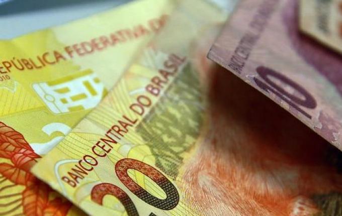 Servidores de Guaraciaba recebem 16% de aumento salarial