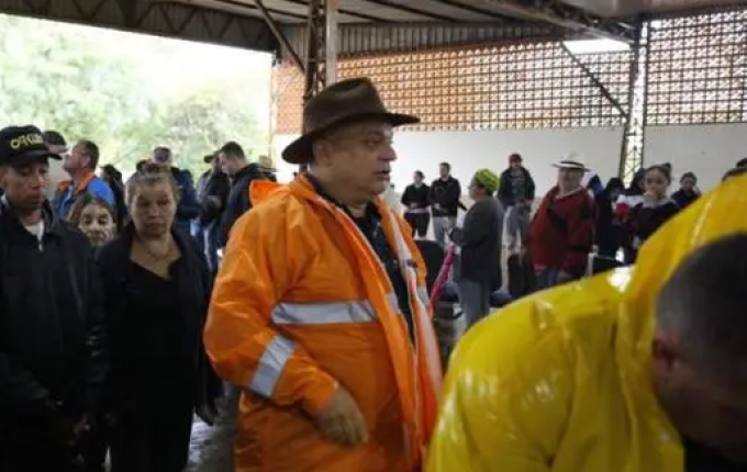 Chapecó terá "operação de guerra" após chuva deixar 1,5 mil desabrigados