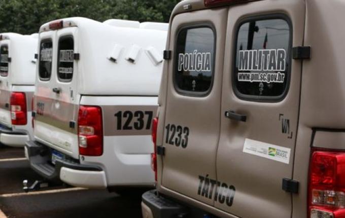 Polícia Militar recebe viaturas para policiamento de fronteira