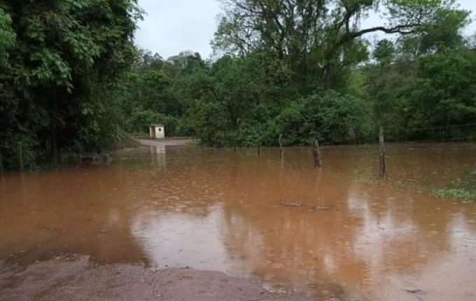 Fortes chuvas causam transtornos no interior dos municípios