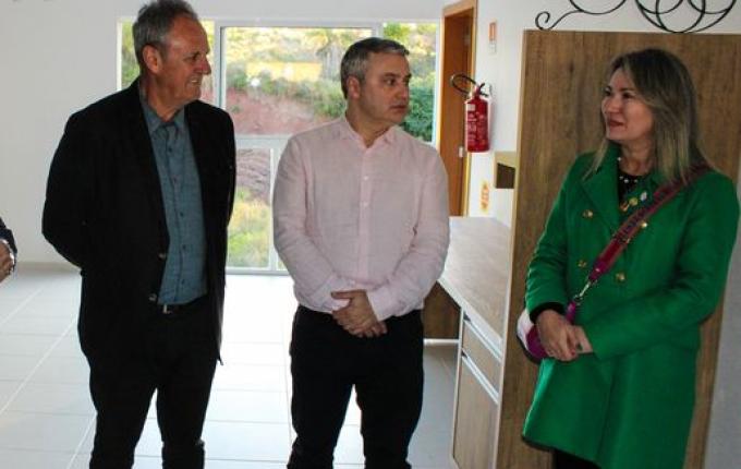 Rotary Club apresenta Casa de Apoio para governadora do distrito