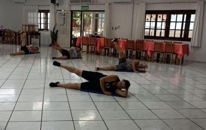 Santa Helena promove aulas de ginástica para idosos