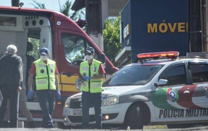SMO: Colisão entre carro e caminhão mobiliza PM e Bombeiros