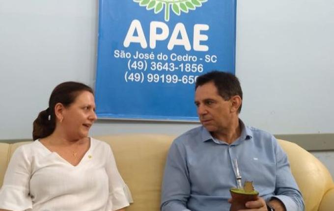 Deputado estadual confirma emenda de R$ 100 mil para a Apae de SJCedro