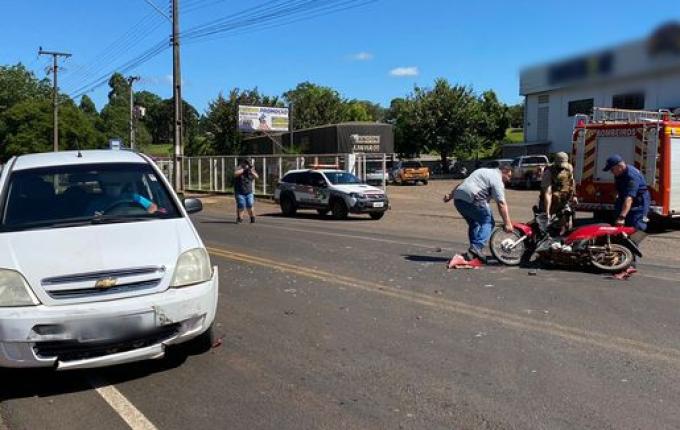 VÍDEO: Colisão deixa motociclista ferido em SMOeste