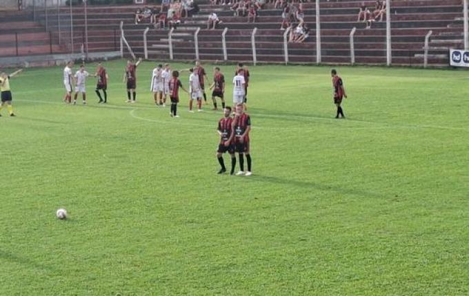 Guarani bate o CRM por 6 a 0 e garante liderança no Regional
