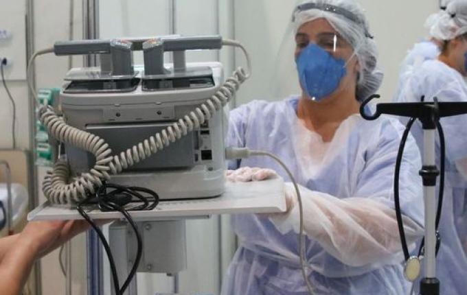 SC atinge 96% de lotação de UTIs com alta de internações por dengue e gripe