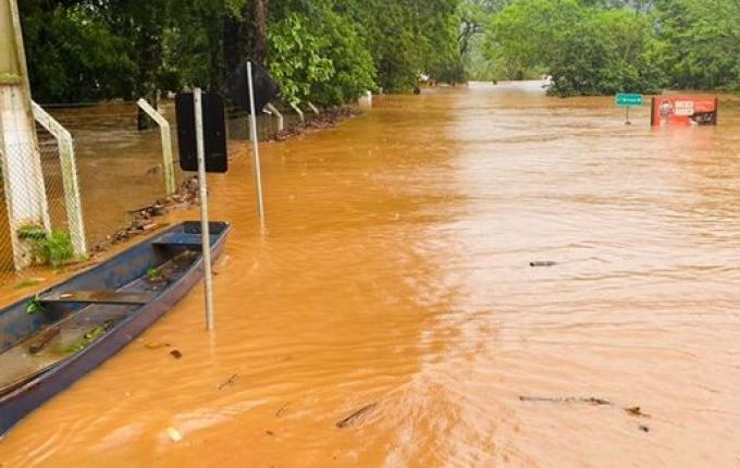 Região Extremo Oeste pode ter chuva de até 200 milímetros nas próximas horas