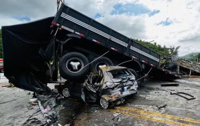 Motorista de carreta envolvido em acidente com 39 mortes em MG usou cocaína e ecstasy, conclui exame