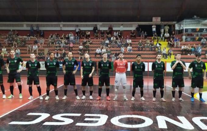 Futsal São Miguel supera Palmitos e vence a primeira no returno da Série Ouro