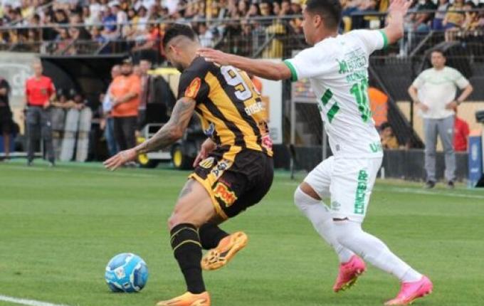 Chapecoense vence o Grêmio Novorizontino fora de casa; vídeo