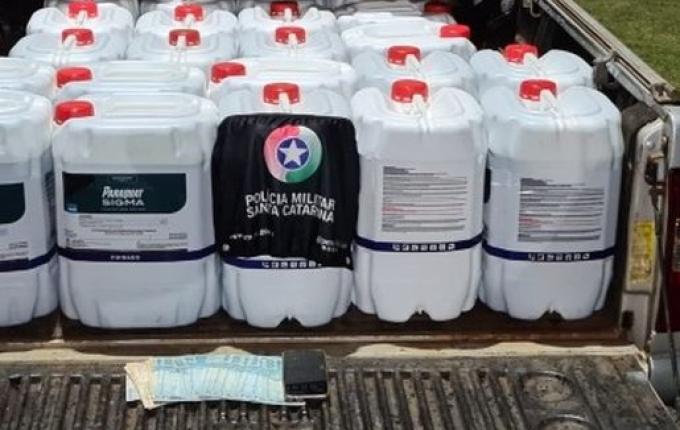 PM apreende 445 garrafas de vinho e 540 litros de agrotóxicos