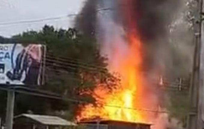 Incêndio atinge casa em SC do autor do atentado no STF
