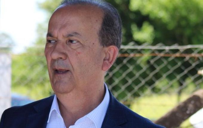 Governador faz escala em SMO antes de seguir para compromissos no Oeste