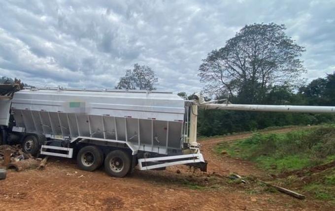 Homem é atropelado por caminhão durante manutenção em Descanso