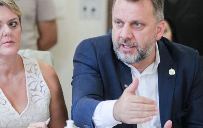 Governo do Estado investe quase R$ 2 bi em obras no Grande Oeste catarinense