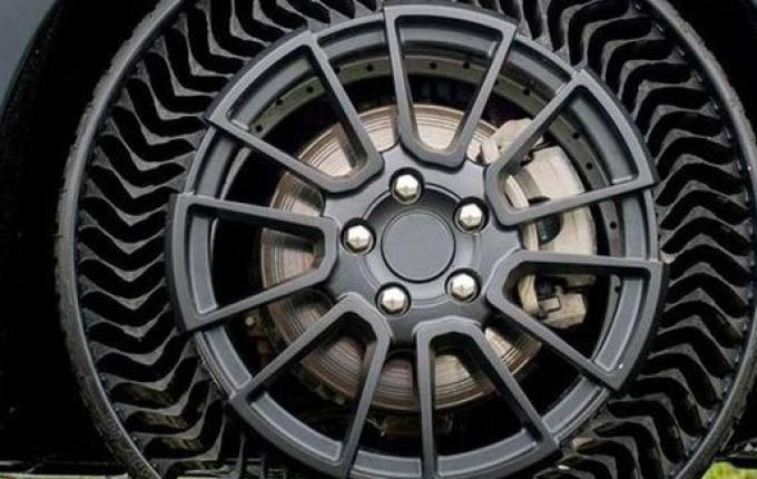 Michelin e General Motors lançam pneu sem ar e que não fura
