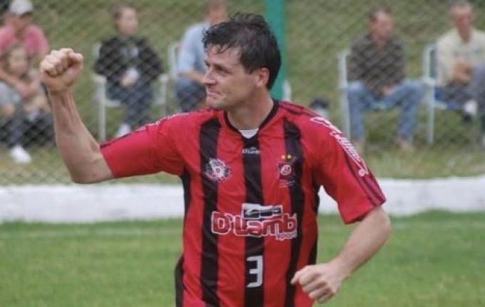 Bazotti, ex-jogador do Guarani segue aguardando leito UTI após sofrer acidente