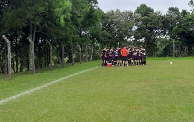 Guarani vence Estrela Vermelha pelo Campeonato Regional; vídeo