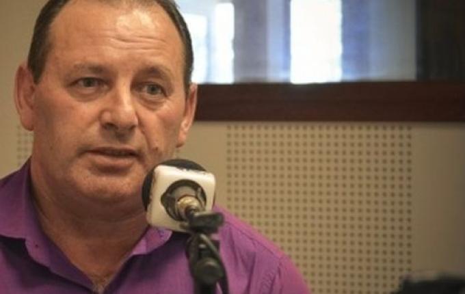 Prefeito manda demolir parte do portal devido à má qualidade da obra