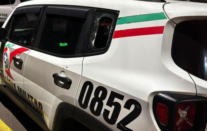 Confusão por som alto termina com homem ferido por bala de borracha e seis detidos em SMO