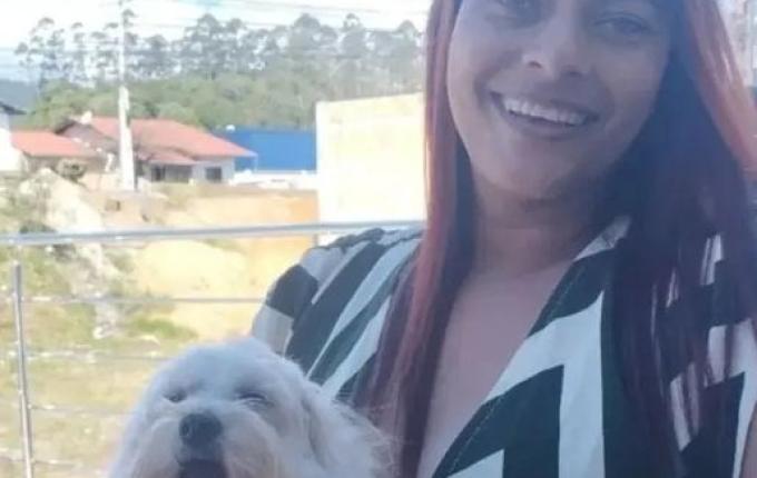 Mulher foi assassinada ao defender amiga durante discussão após o Réveillon em SC