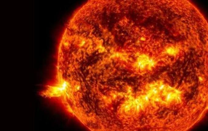 Tempestade solar violenta pode “derrubar” internet por semanas, a partir de 2024