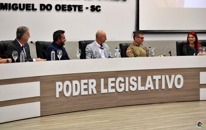 São Miguel do Oeste recebe audiência pública sobre proteção e bem-estar animal