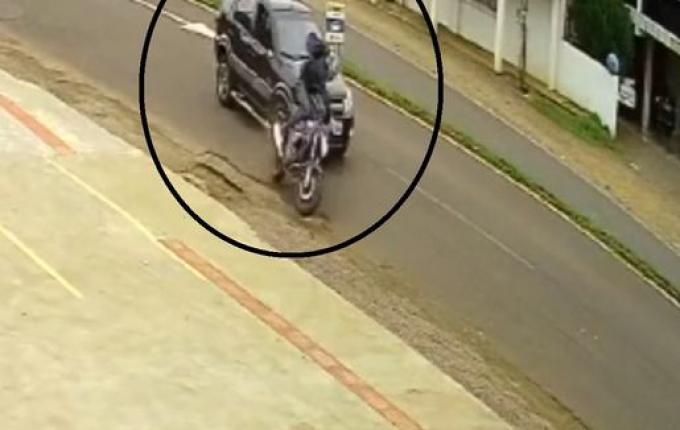 Câmera registra acidente na Willy Barth; assista ao vídeo