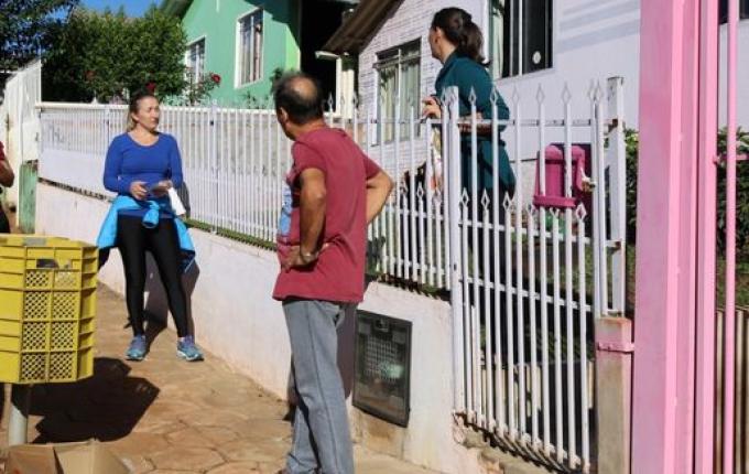 Mutirão de limpeza e de combate a dengue é realizado