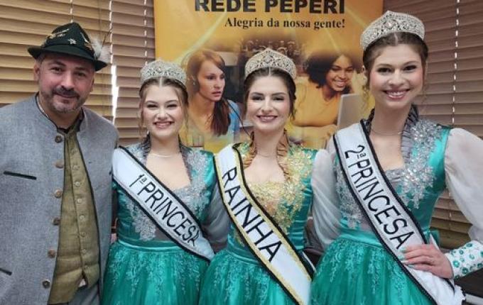 Soberanas divulgam 15ª Deutsche Woche na Rádio Itapiranga