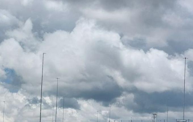 Aduana de Dionísio Cerqueira registra passagem de 2.367 caminhões em outubro