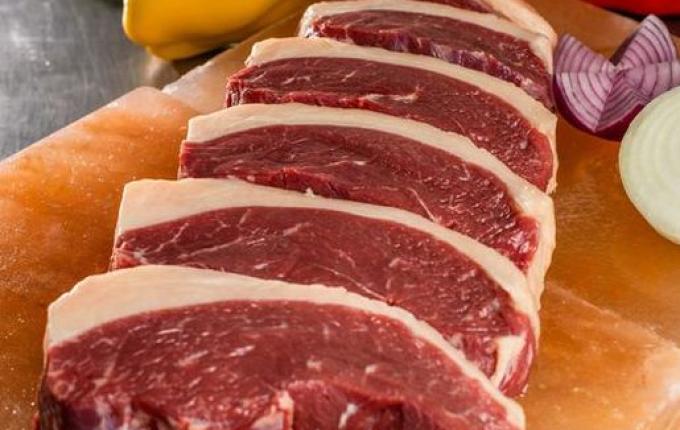 Consumo de carne aumenta após preço ter a maior queda em cinco anos
